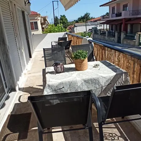 Panos House Potidea-apartment 2 For 4-5 People * Nea Poteidaia